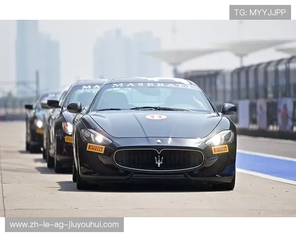 Kipsta黄色足球：精准控球与高性能设计带来非凡赛场体验